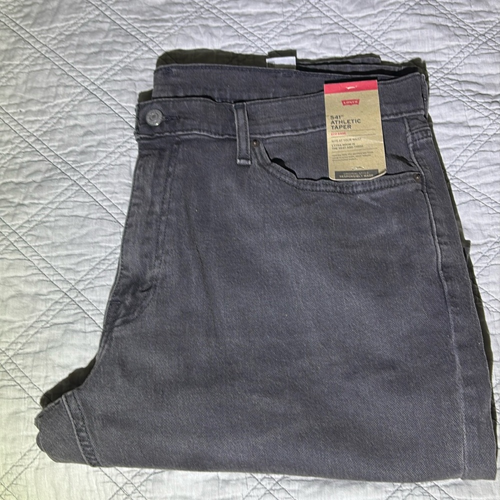 Men s Levi s new with tags